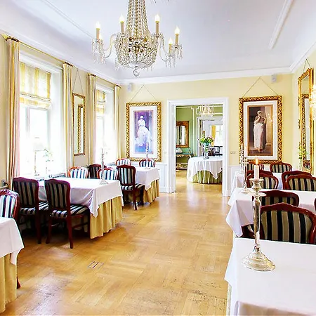 Hotel Sauntehus Slotshotel Hornbæk